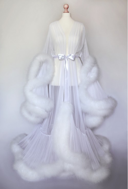 LUXURIOUS WHITE FEATHER WOMEN LONG TRANSPARENT MESH DRESSING GOWN